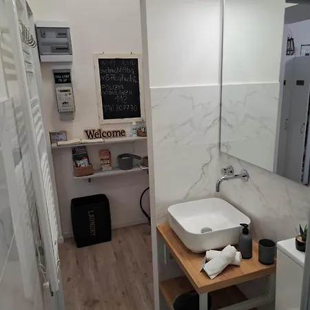 The Way To Bikes Storage 公寓 的里雅斯特