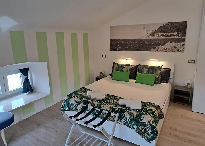 The Way To Bikes Storage * Trieste