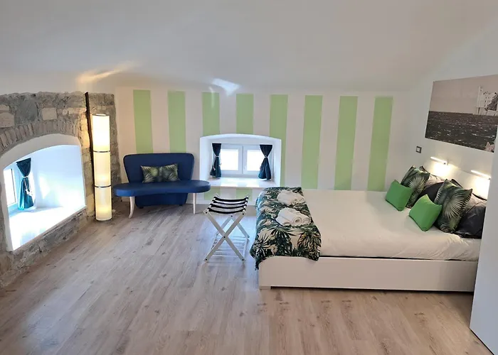 Апартаменти The Way To Bikes Storage